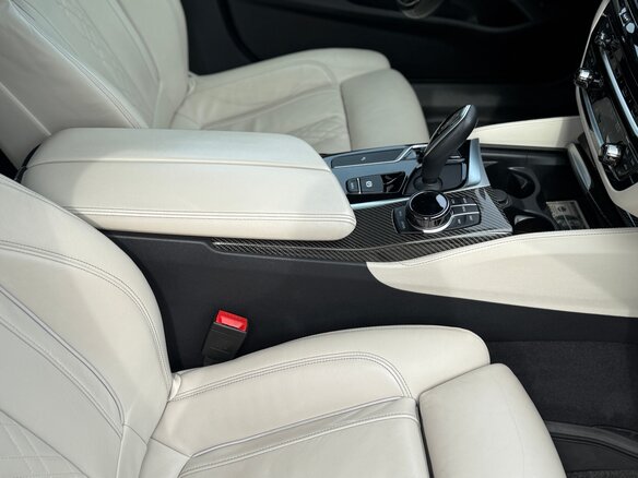 2019 BMW 5 серии 540i xDrive VII (G30/G31/G38), синий, 4520000 рублей - вид 10