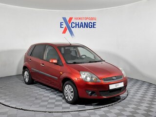 2007 Ford Fiesta Mk5, красный, 375000 рублей, вид 2
