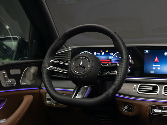 2026 Mercedes-Benz GLS 450 d II (X167) Рестайлинг, чёрный, 17300000 рублей - вид 18