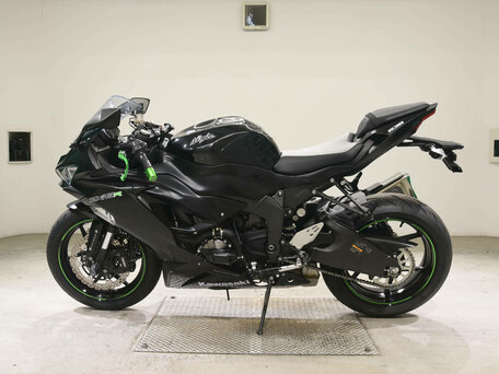 2019 Kawasaki ZX-6R Ninja, чёрный, 1074000 рублей, вид 2