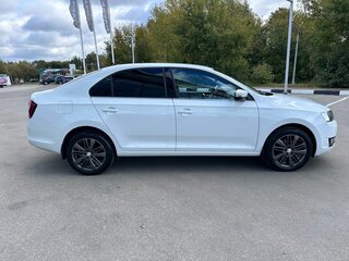 2017 Skoda Rapid I Рестайлинг, белый, 1349000 рублей, вид 4