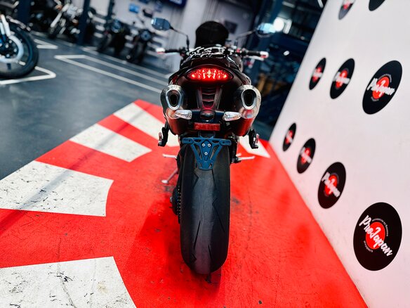 2011 Triumph Speed Triple, чёрный, 550000 рублей - вид 7