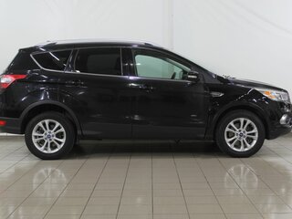 2016 Ford Kuga II Рестайлинг, чёрный, 1240000 рублей, вид 5