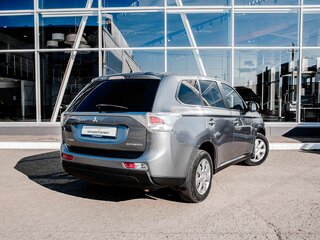2013 Mitsubishi Outlander III, серый, 1300000 рублей, вид 2
