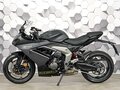 2024 Triumph Daytona 660, чёрный - вид 3