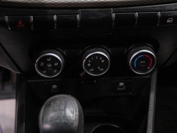 2023 Lada (ВАЗ) Vesta SW I Рестайлинг (NG), белый, 1109000 рублей - вид 19