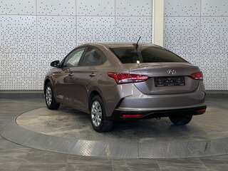 2021 Hyundai Solaris II Рестайлинг, коричневый, 1300000 рублей, вид 4