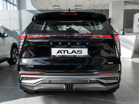 2026 Geely Atlas II, чёрный, 4119990 рублей - вид 32