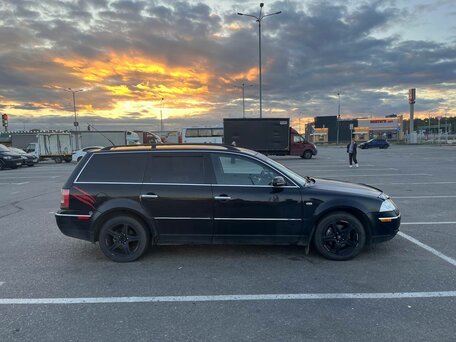 2002 Volkswagen Passat B5 Рестайлинг, чёрный, 570000 рублей, вид 4