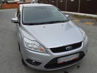 2010 Ford Focus II Рестайлинг, серебристый, 890000 рублей, вид 3