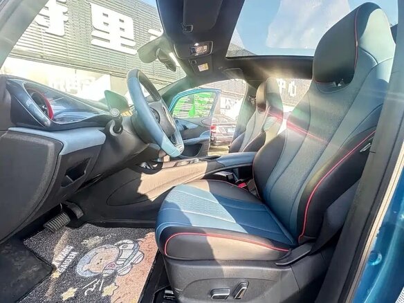 2025 BYD Dolphin 44.9 kWh I, синий - вид 13