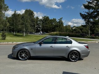 2003 BMW 5 серии 530i V (E60/E61), серый, 1099000 рублей, вид 2