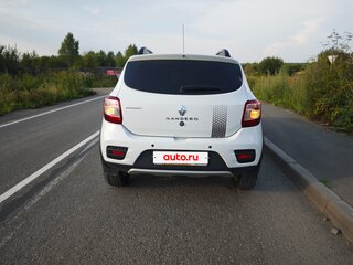 2017 Renault Sandero Stepway II, белый, 850000 рублей, вид 4