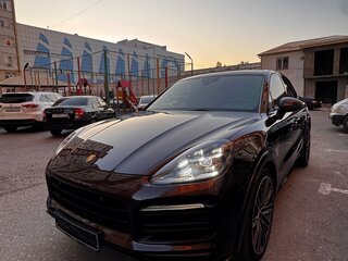 2019 Porsche Cayenne III, коричневый, 4500000 рублей, вид 5