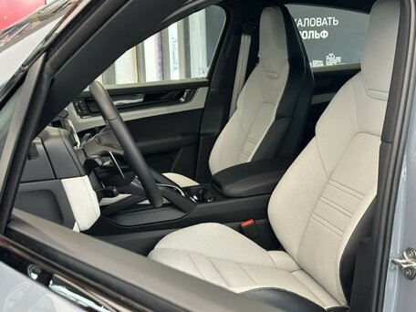 2026 Porsche Cayenne Coupé III Рестайлинг, серый, 22490000 рублей, вид 3