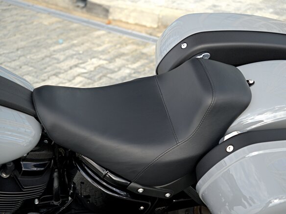 2024 Harley-Davidson Low Rider ST, серый, 2350000 рублей - вид 17