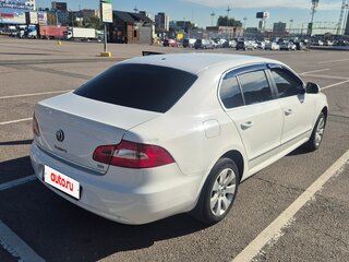 2012 Skoda Superb II, белый, 900000 рублей, вид 4