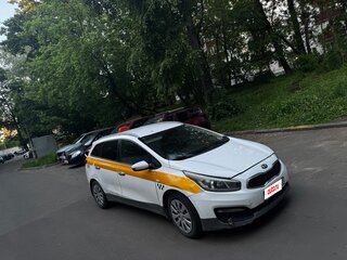 2017 Kia Ceed II Рестайлинг, белый, 490000 рублей, вид 2