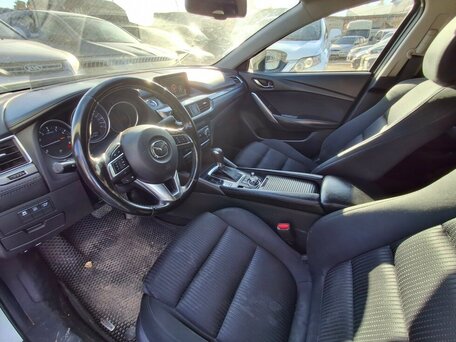 2016 Mazda 6 III (GJ) Рестайлинг, белый, 1481000 рублей, вид 5