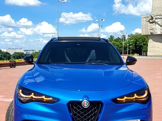 2023 Alfa Romeo Stelvio Quadrifoglio I Рестайлинг, синий, 6800000 рублей, вид 3
