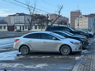2012 Ford Focus III, белый, 800000 рублей, вид 2