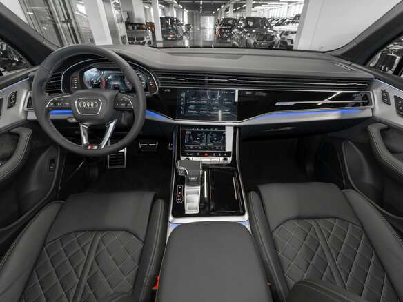2026 Audi Q7 50 TDI II (4M) Рестайлинг 2, серый, 14670000 рублей - вид 7