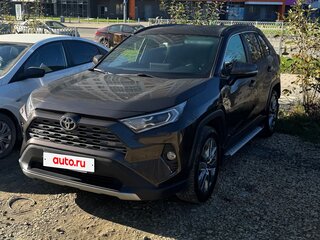 2020 Toyota RAV4 V (XA50), коричневый, 3100000 рублей, вид 1
