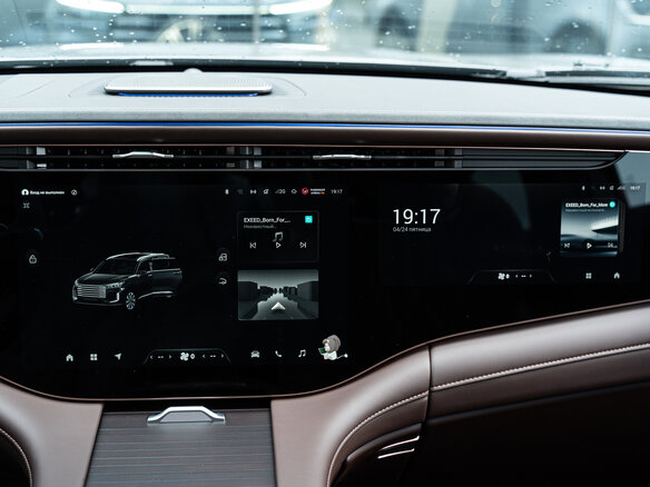 2025 Exeed VX I Рестайлинг, серебристый, 5730000 рублей - вид 15