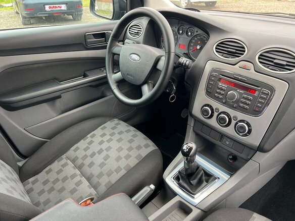 2010 Ford Focus II Рестайлинг, чёрный, 599000 рублей - вид 11