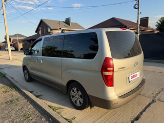 2008 Hyundai H-1 II, серебристый, 1390000 рублей, вид 4