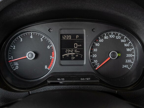2017 Volkswagen Polo V Рестайлинг, белый, 1150000 рублей - вид 15