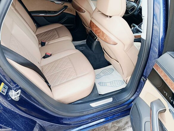 2018 Audi A8 Long 50 TDI IV (D5), синий, 4032000 рублей - вид 14