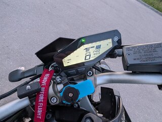 2015 Yamaha MT-09 (FZ-09), фиолетовый, 680000 рублей, вид 2