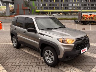 2021 Lada (ВАЗ) Niva Travel I, серый, 909000 рублей, вид 3
