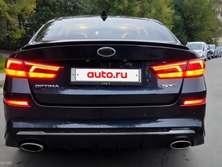 2019 Kia Optima IV Рестайлинг, синий, 1820000 рублей, вид 3