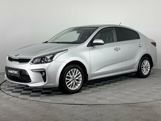 2017 Kia Rio IV, серебристый, 1350000 рублей, вид 1
