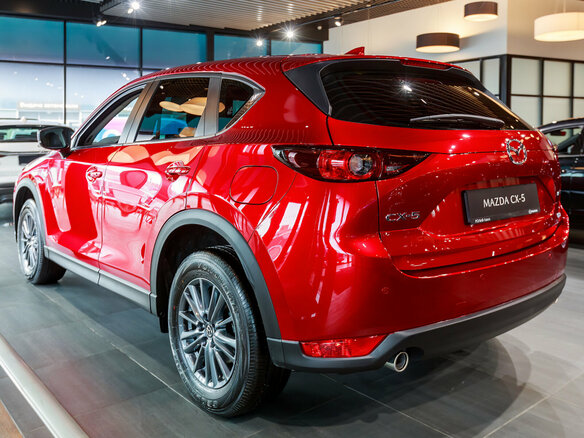 2026 Mazda CX-5 II Рестайлинг, красный, 3800000 рублей - вид 6