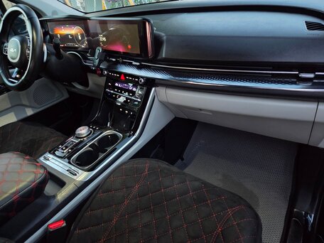 2022 Kia Carnival IV, чёрный, 3700000 рублей, вид 3