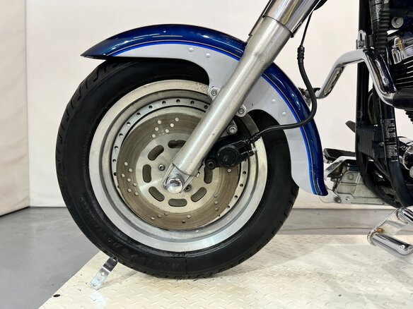 1999 Harley-Davidson Fat Boy, синий, 780000 рублей - вид 13