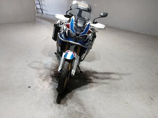 2018 Honda CRF 1000L Africa Twin, белый, 1014000 рублей, вид 4