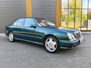 2000 Mercedes-Benz E-Класс 320 II (W210, S210) Рестайлинг, зелёный, 550000 рублей, вид 1