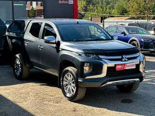 2020 Mitsubishi L200 V Рестайлинг, серый, 2390000 рублей, вид 2