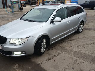 2011 Skoda Superb II, серебристый, 830000 рублей, вид 3