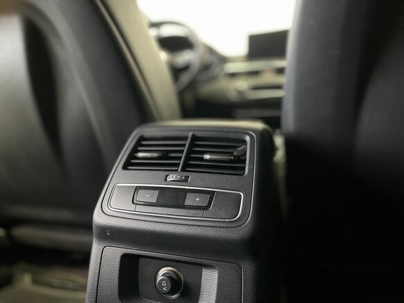 2015 Audi A4 V (B9), чёрный - вид 25