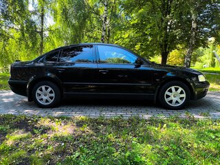 1998 Volkswagen Passat B5, чёрный, 510000 рублей, вид 2