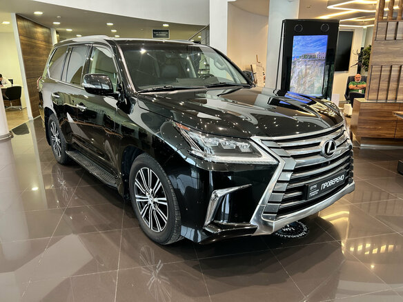 2017 Lexus LX 450d III Рестайлинг 2, чёрный, 7649000 рублей - вид 2