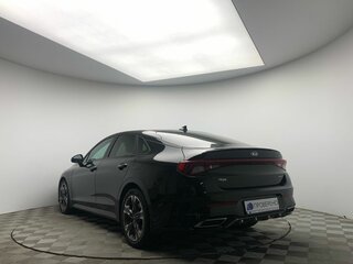 2021 Kia K5 III, чёрный, 2401000 рублей, вид 5