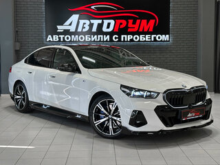 2024 BMW 5 серии 530i xDrive VIII (G60/G61/G68), белый, 7880000 рублей, вид 1