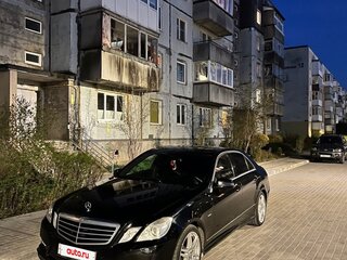 2010 Mercedes-Benz E-Класс 250 5G-Tronic IV (W212, S212, C207), чёрный, 1400000 рублей, вид 1