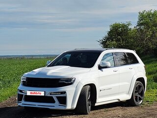 2013 Jeep Grand Cherokee SRT IV (WK2) Рестайлинг, белый, 5500000 рублей, вид 1